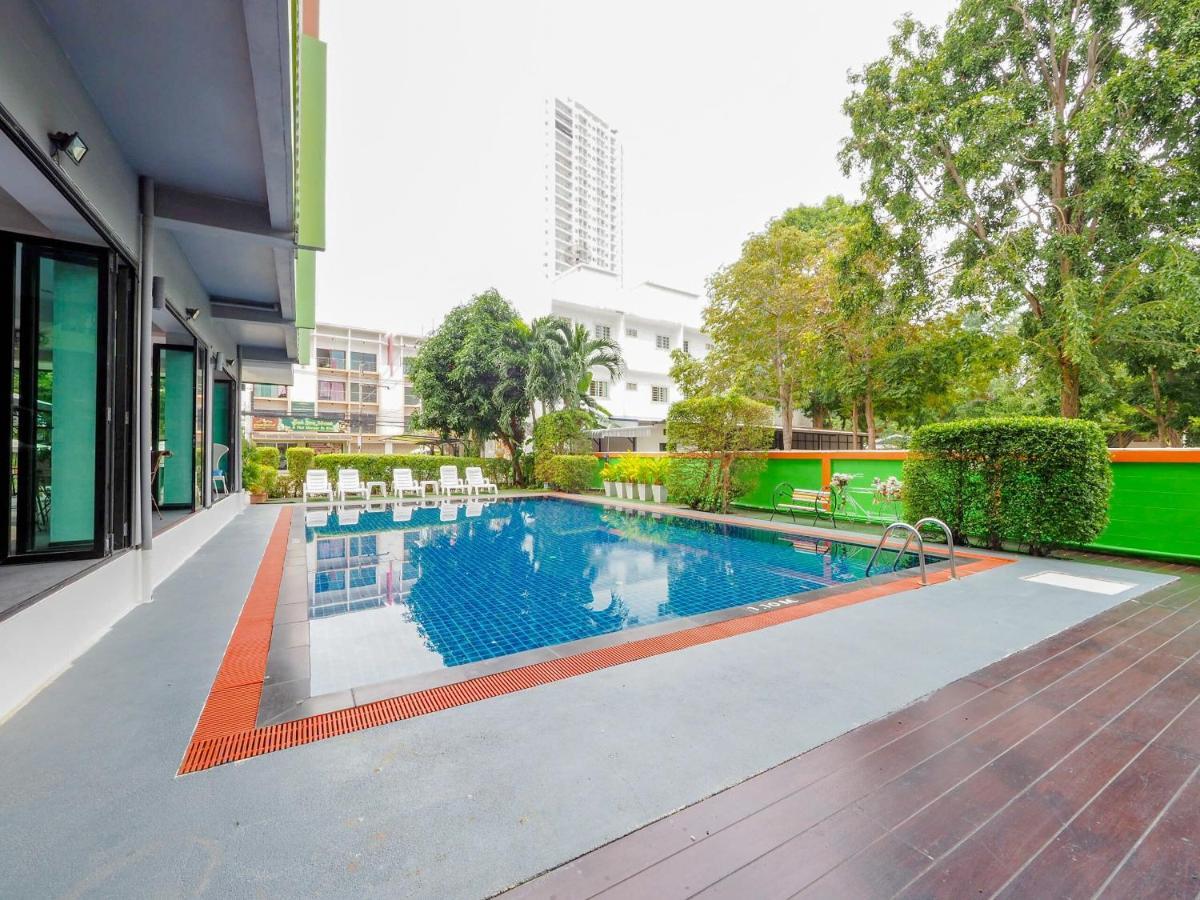 Oyo 75367 Ud Pattaya Hotel Bang Lamung Exterior photo