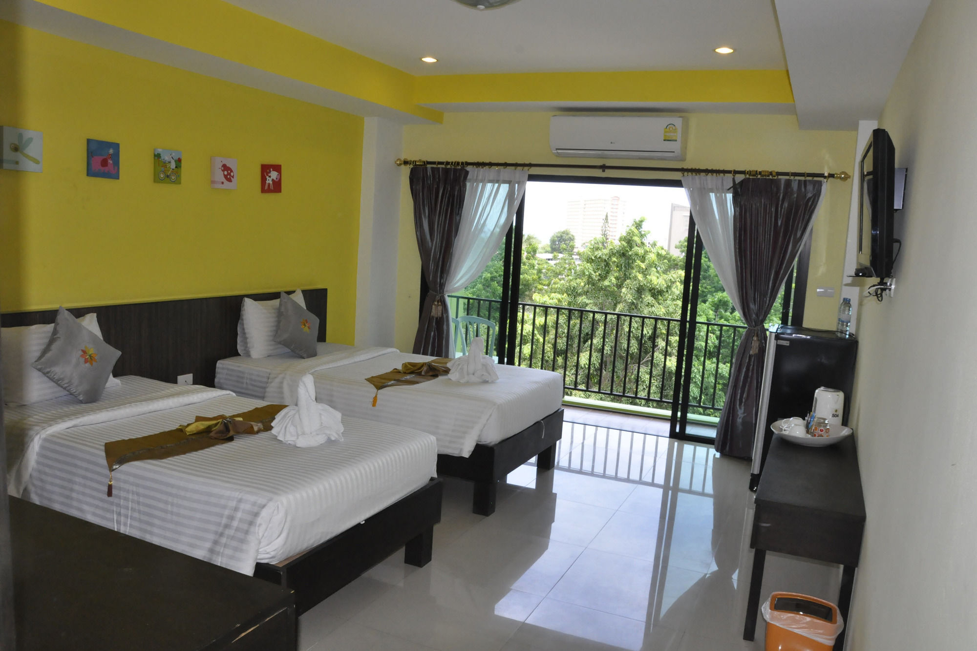 Oyo 75367 Ud Pattaya Hotel Bang Lamung Exterior photo